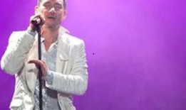 娱乐新闻名人,揭秘名人生涯背后的故事